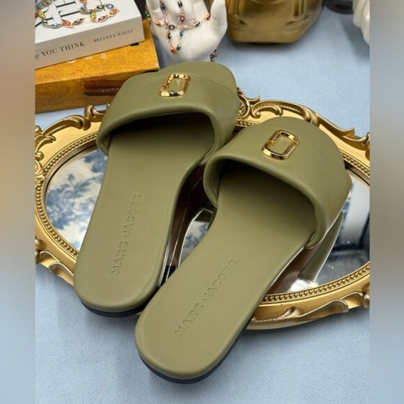 🆕 MARC JACOBS 🧿 NWOB The Snapshot Slide, Reed Green - Sz 38 US 8 - Picture 8 of 12